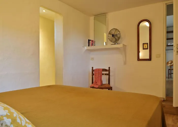 Vakantiehuis Weingut Punta Della Guardia Zwischen Und Gebirge By Interhome *