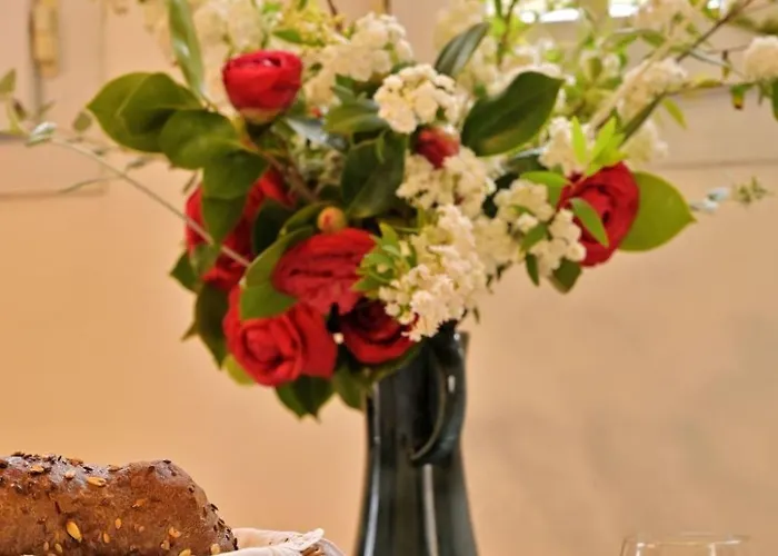 Vakantiehuis Weingut Punta Della Guardia Zwischen Und Gebirge By Interhome *