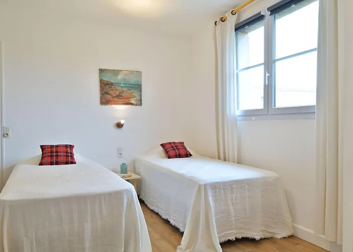 Weingut Punta Della Guardia Zwischen Und Gebirge By Interhome * 세르비온